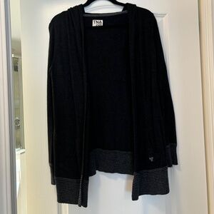 TNA Cardigan